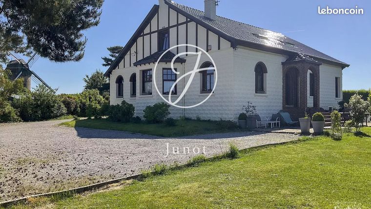 Propriété 10 pièces 262 m²