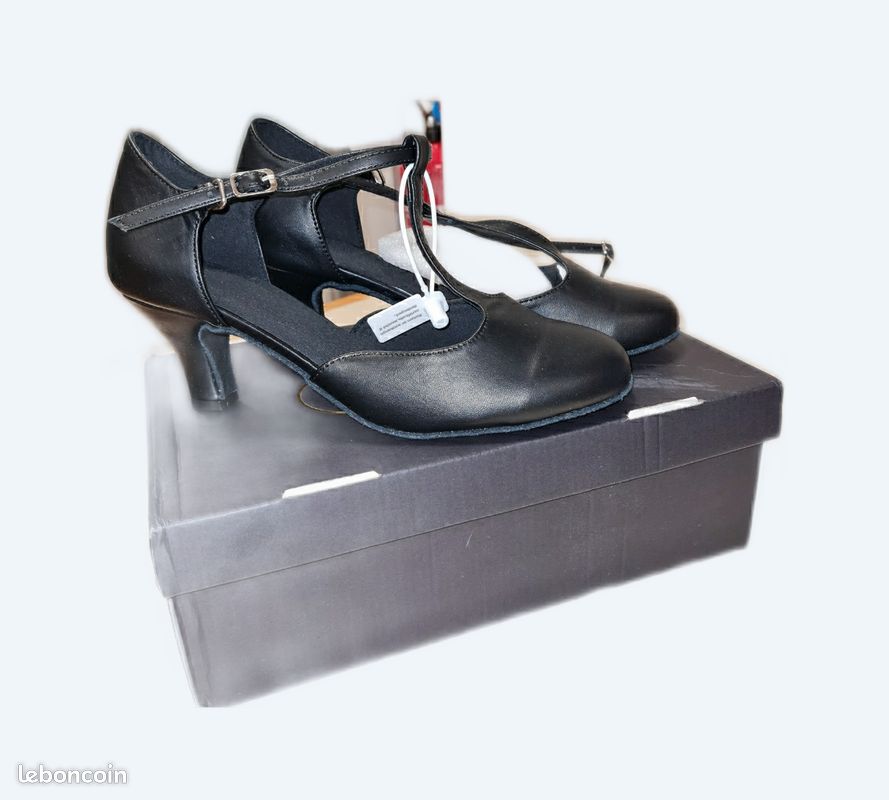 Chaussures danse en 40 (image 1)
