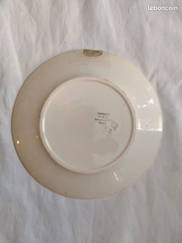 Assiettes plates anciennes en terre de fer Choisy-le-Roi (image 12)