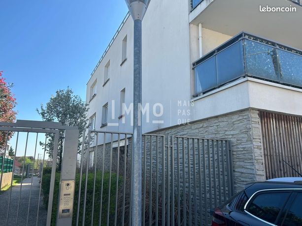 Studio 1 pièce 28 m²