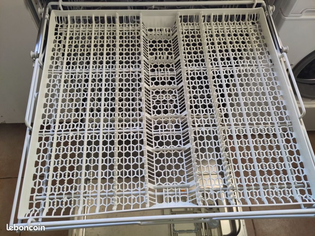 Tiroir couverts lave vaisselle Miele SC 1230 (image 1)