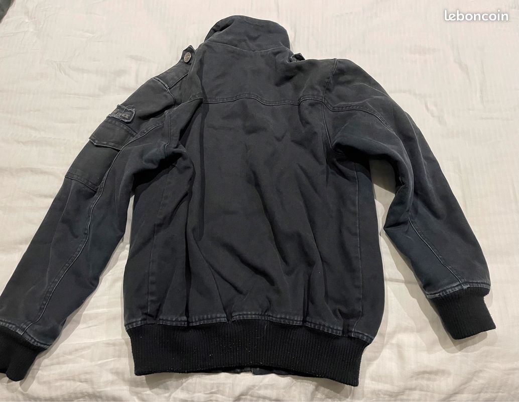 Manteau fourré polaire noir 10 ans (image 2)