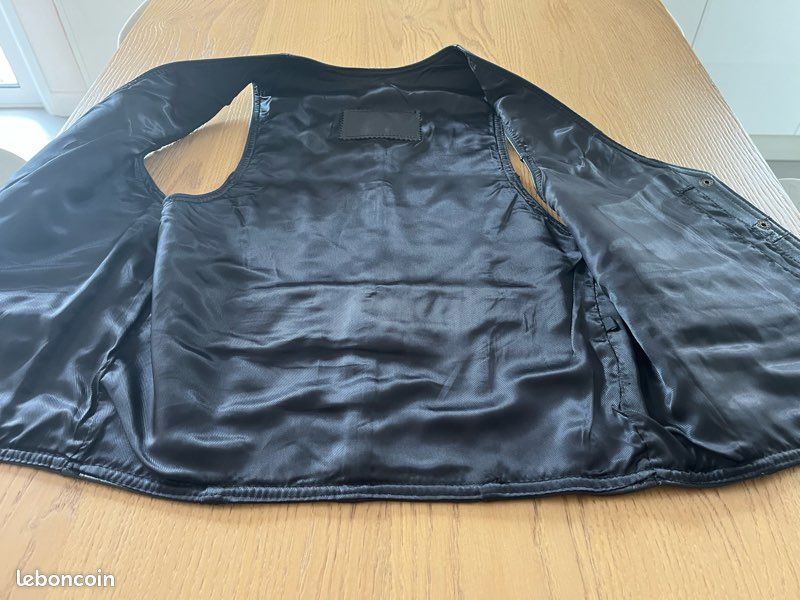 Gilet cuir sans manche noir (image 2)
