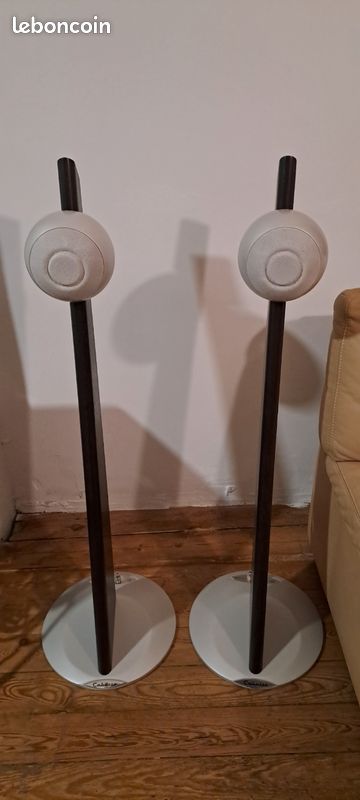 Paire enceinte cabasse IO2 sur pied (image 1)