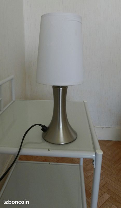 Lampe de chevet tactile (image 1)