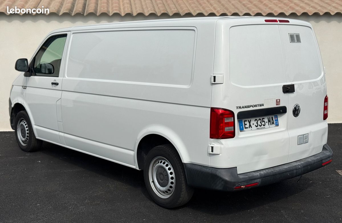 Volkswagen Transporter T6 L2H1 2.0 TDI 150CV (image 3)