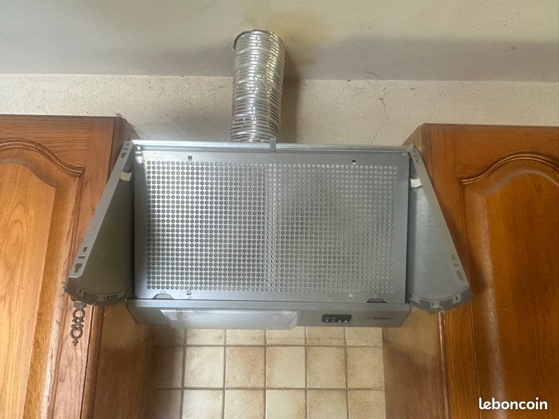Hotte encastrable BOSCH (image 1)