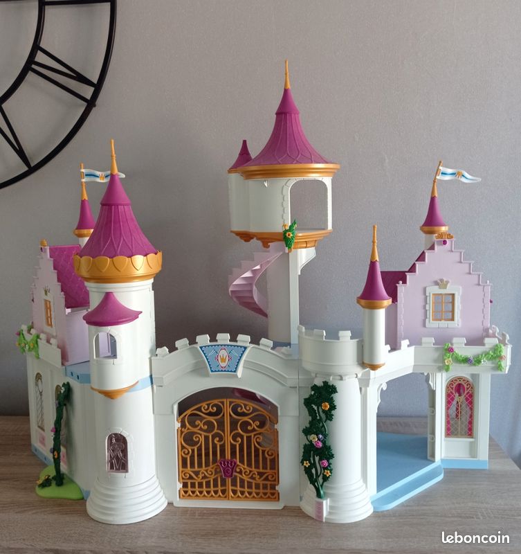 Chateau de princesses playmobil - chateau u montellier