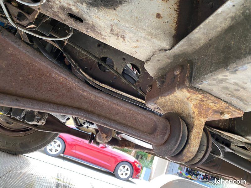 Econoline 69 V8 302 complet à restaurer (image 7)