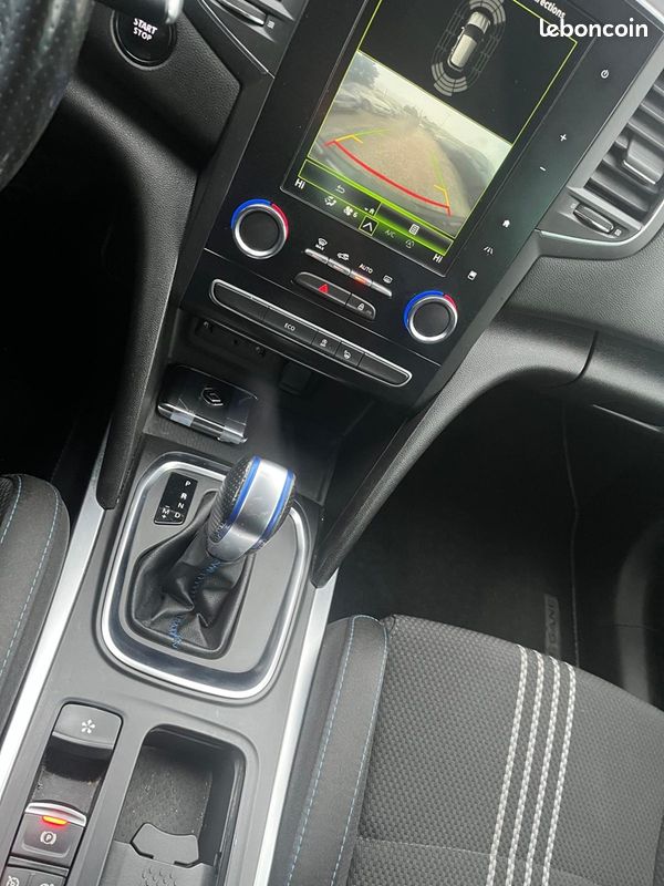 Renault MEGANE IV 1.3 TCE 160CH FAP GT-LINE EDC (image 9)