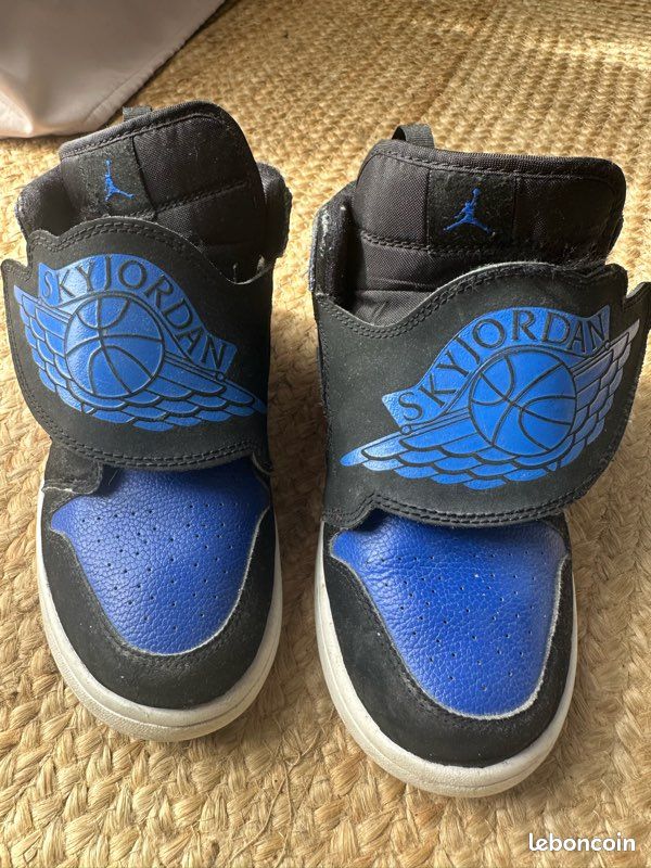 Basket Sky Jordan scratch taille 35 (image 2)