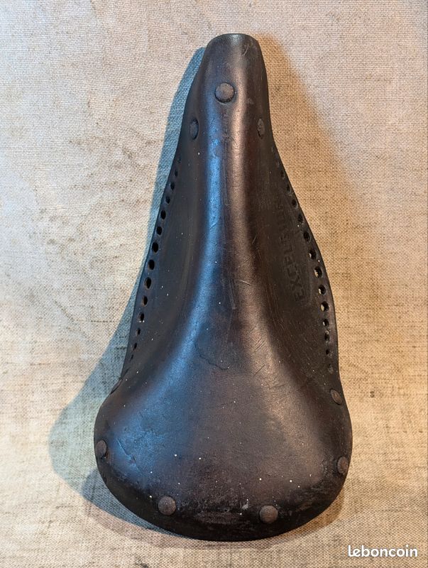 Ancienne selle de Vélo en cuir de Marque EXCELSIOR ancien old