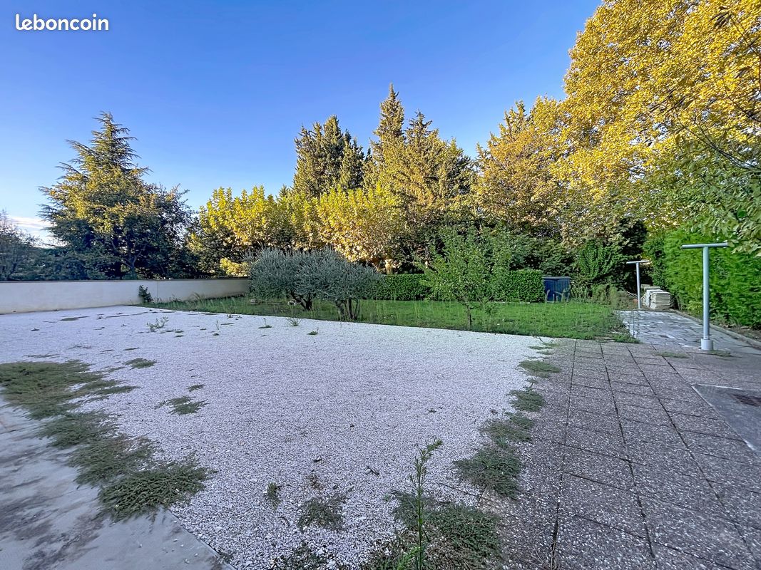 Terrain 400 m² · à Avignon · 400 m² · 104 900 €
