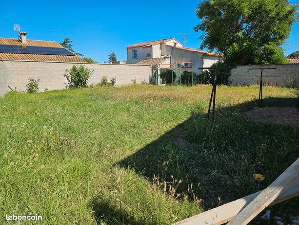 Terrain constructible 347m²