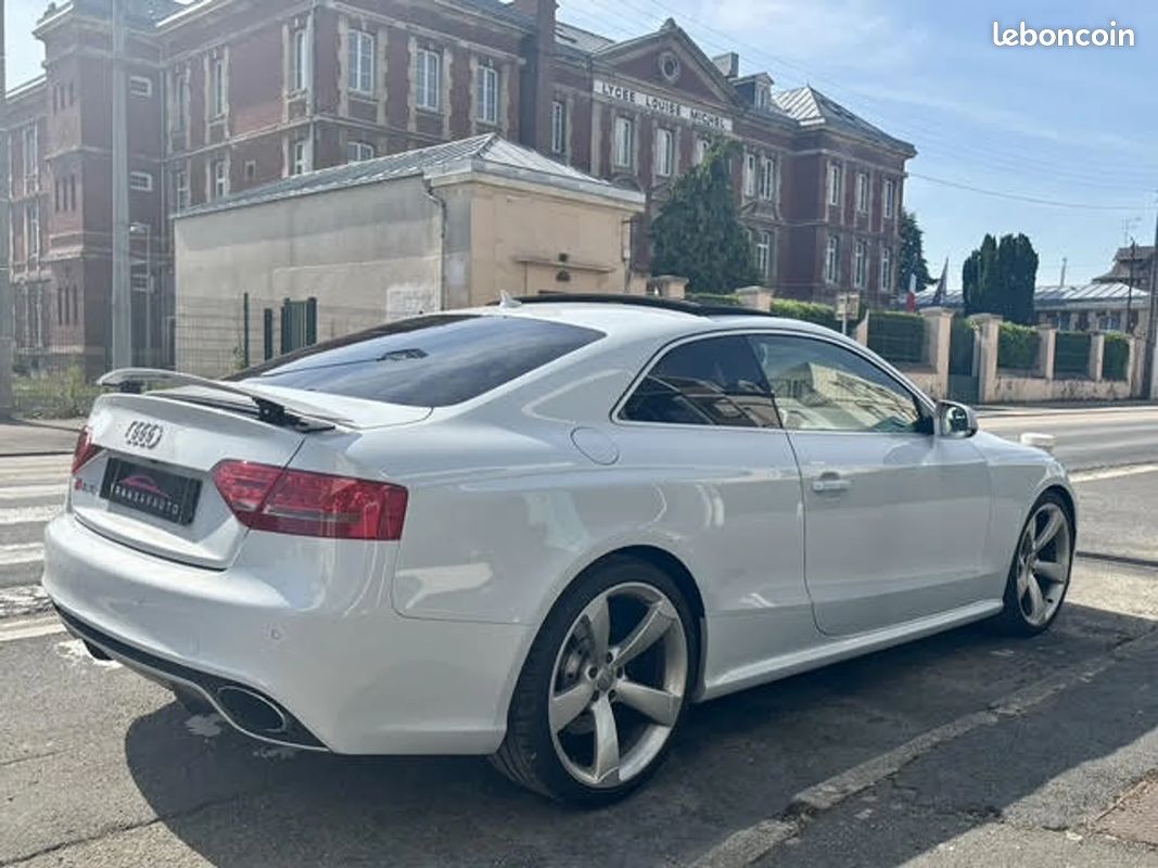 Audi RS5 V8 4.2 FSi 450 CV Quattro S Tronic 7 + Toit Ouvrant + Audio Bang & Olufsen (image 5)
