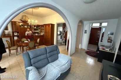 Vente maison de ville avec terrasse – Quartier Libération, Nice 📍 6 ruelle Michel Ange – 06100 Nice 💰 520 000 — 2