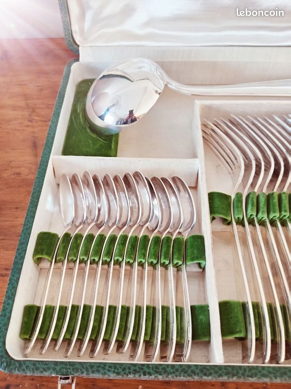 MENAGERE METAL ARGENTE Orbrille 37 Pieces Art Deco