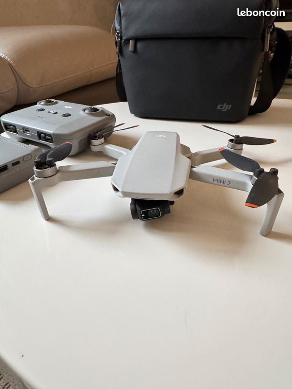 DJI Mini 2 Fly More Combo + 3 batteries + filtres ND (image 3)