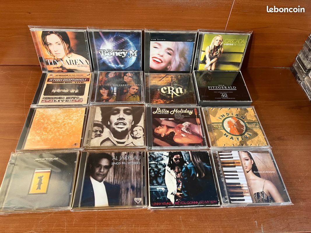Lot de 48 CD Etrangers (image 1)