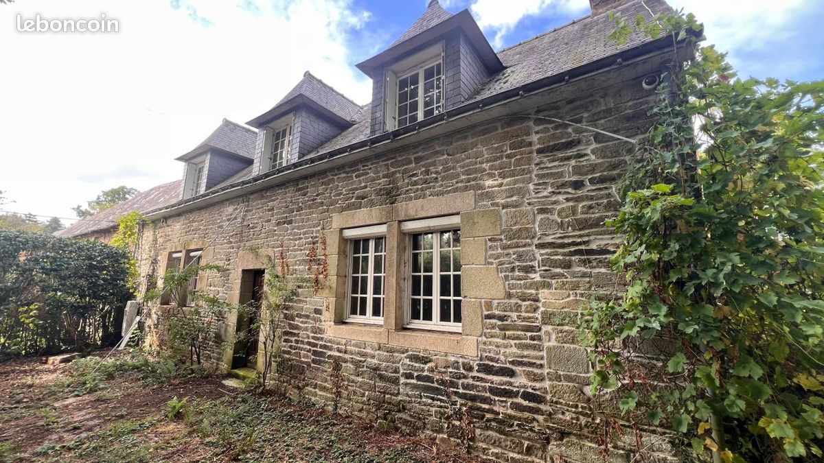 Maison 4 pièces 146 m² · à Spézet · 146,2 m² · 201 400 €