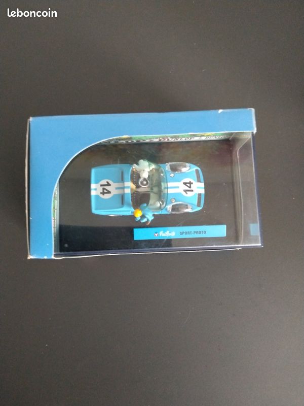 Michel Vaillant Collection Comic Vaillant LM07 Altaya Diecast Model Car 1:43 Including Figures and Plastic Display Case