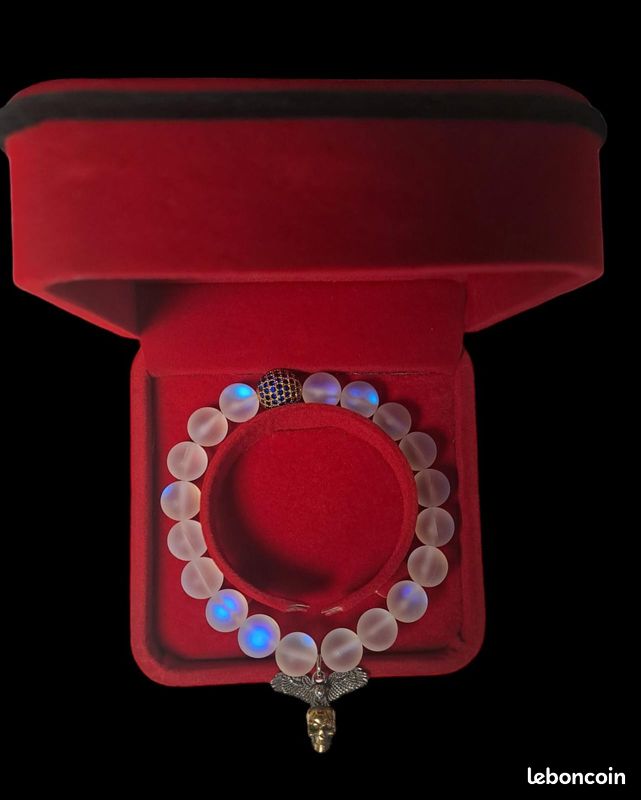 Bracelet porte-bonheur (image 1)
