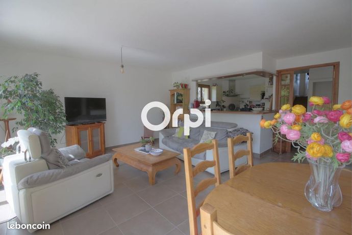 Maison 6 pièces 122 m²