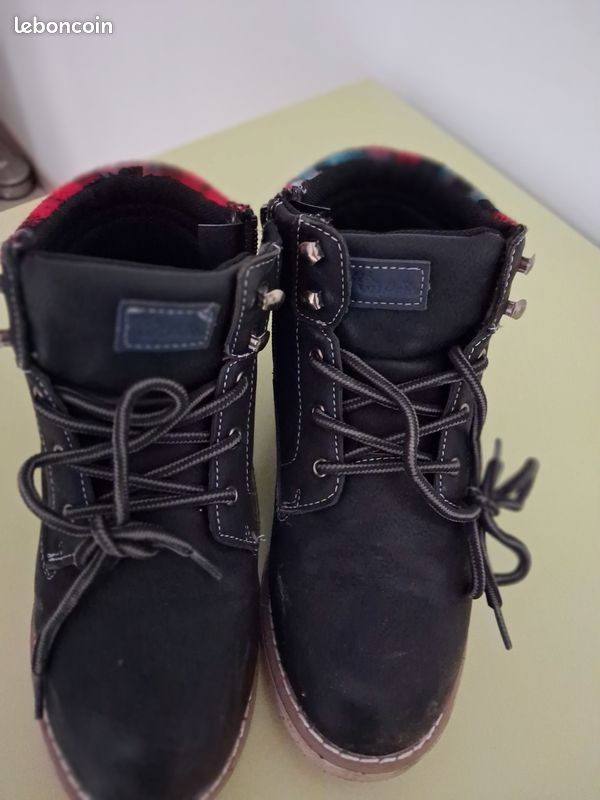 Vds chaussures garçon taille 35 (image 4)