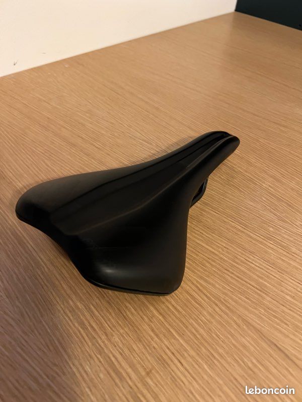Selle vélo marque Prologo Akero (image 4)