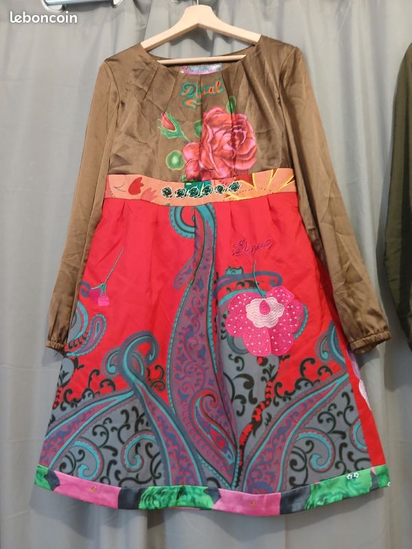 Très belle robe Desigual (image 1)