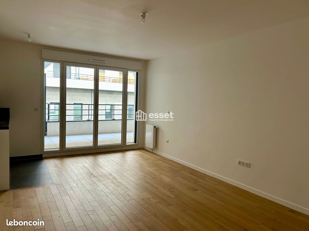 Appartement 1 pièce 34 m² · à Courbevoie · 34 m² · 998 €/mois