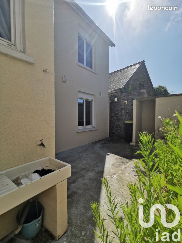 Maison 5 pièces 88 m² · à Pommerit-le-Vicomte · 88 m² · 136 500 €