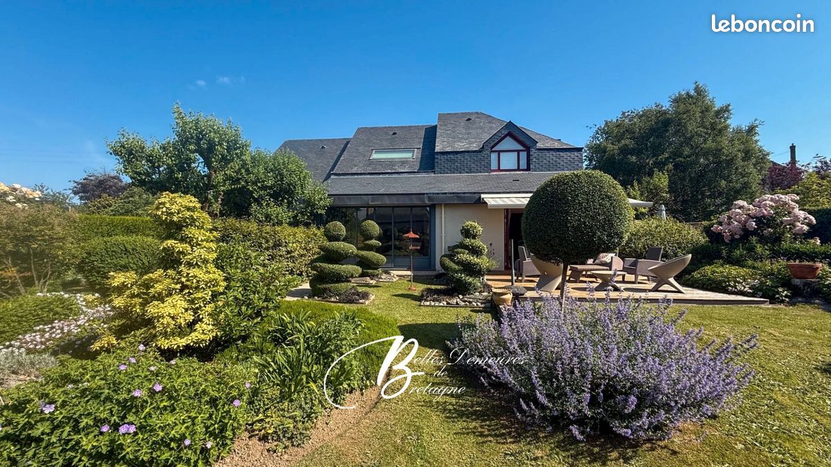 Maison 6 pièces 238 m² · à Loudéac · 238 m² · 468 000 €