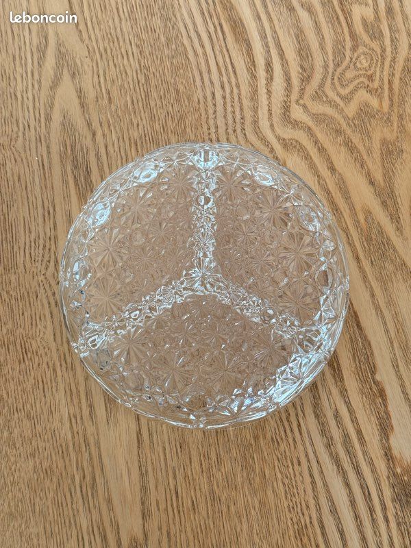 Plat rond en verre ou cristal travaillé 3 compartiments apéro réception (image 5)