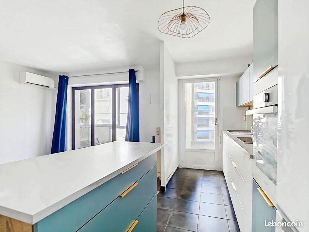 Appartement 3 pièces 71 m² · à Marseille · 71 m² · 220 000 €