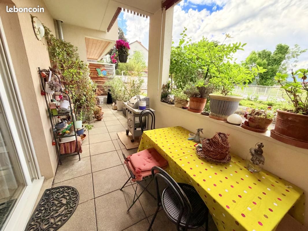 Appartement 5 pièces 80 m² · à Saint-Julien-en-Genevois · 80 m² · 419 000 €