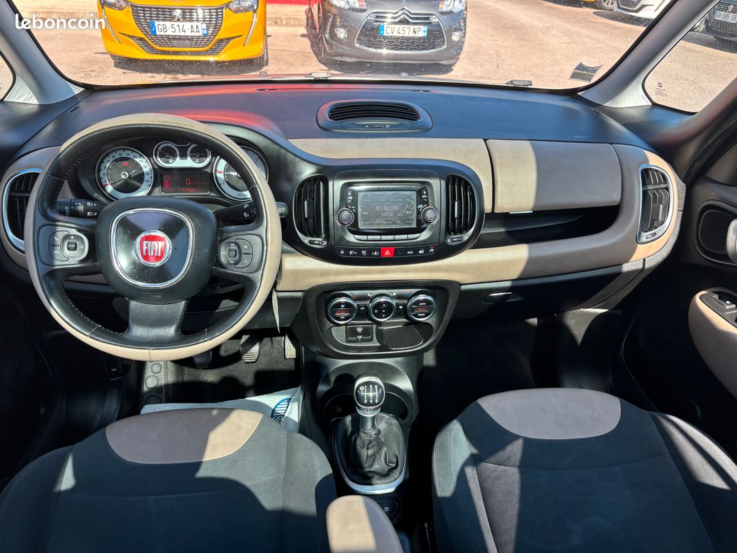 FIAT 500L 1.6 Multijet 16v 105ch S&S Lounge / Toit panoramique / Climatisation / Bluetooth / 2015 / 177 435kms (image 5)