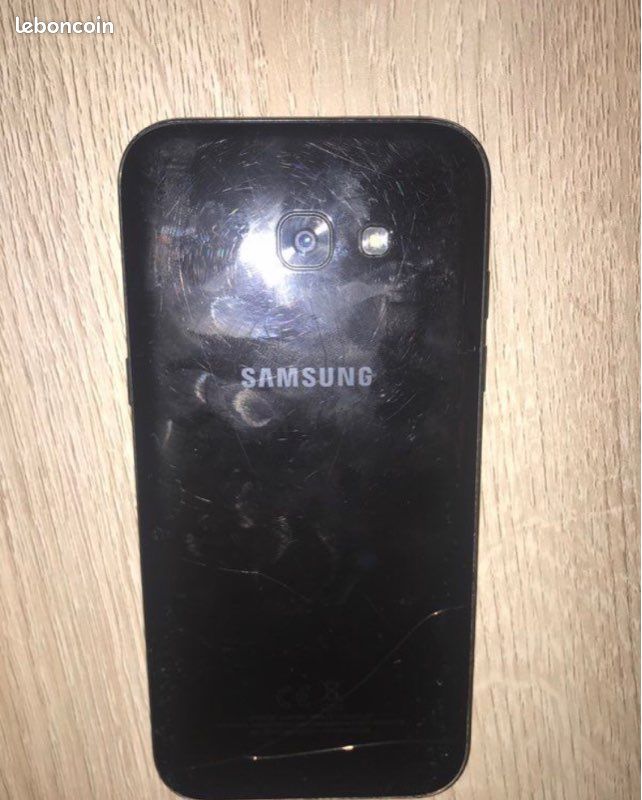 Samsung Galaxy A5 2017 (image 2)