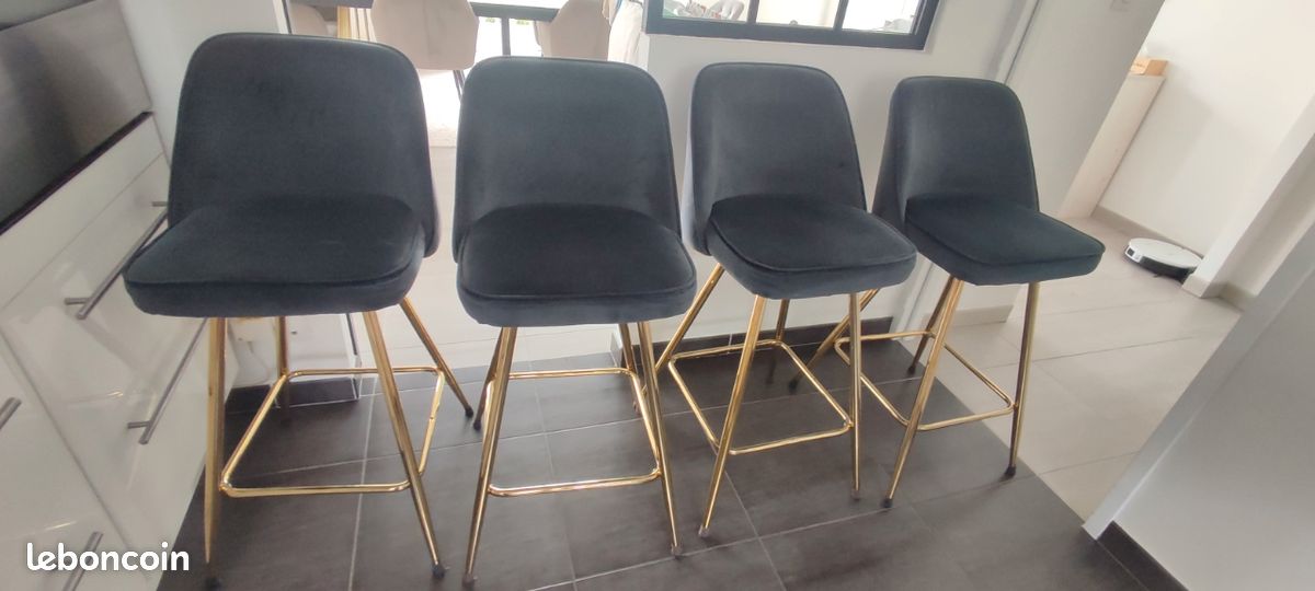 Table haute cuisine + 4 chaises hautes/tabourets modernes hauts (image 6)