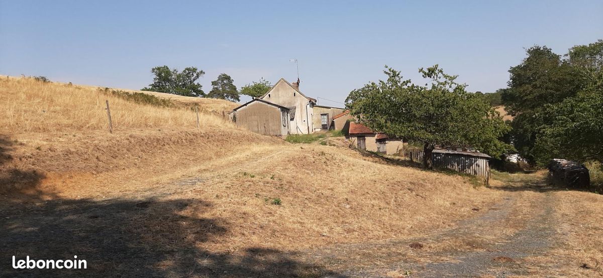 Maison 5 pièces 88 m² · à La Motte-Saint-Jean · 88 m² · 85 000 €