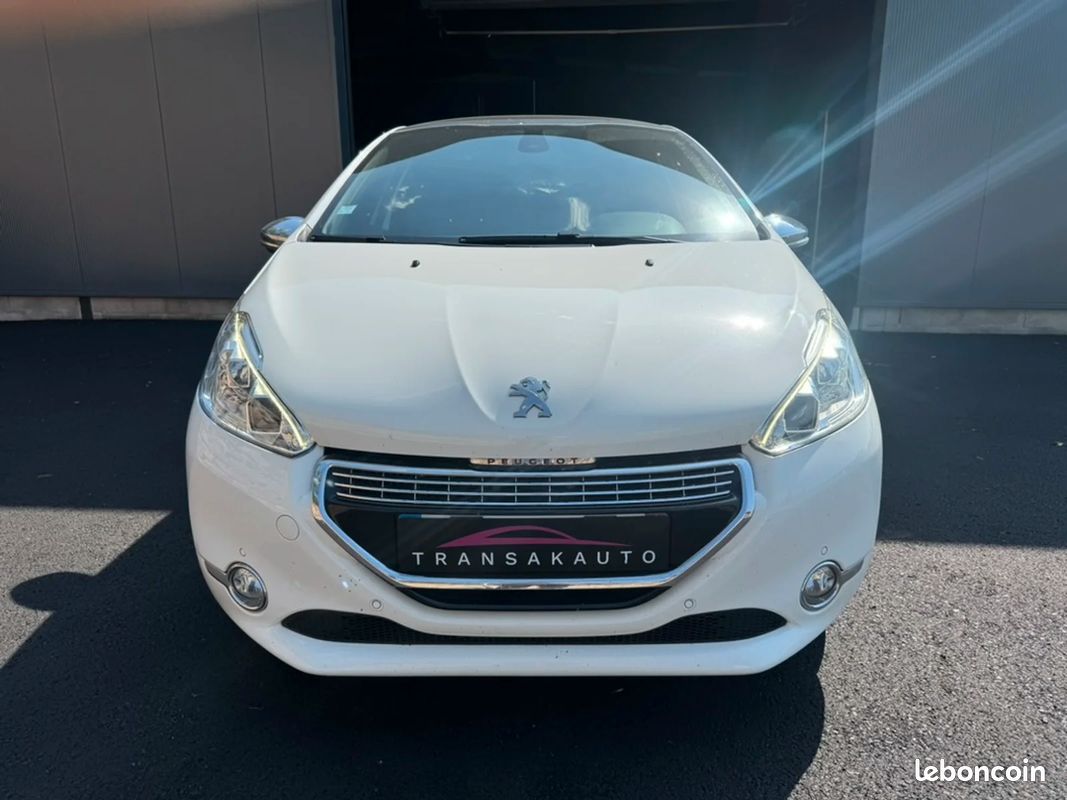 Peugeot 208 1.6 THP 156 CH XY / Distribution faite (image 8)