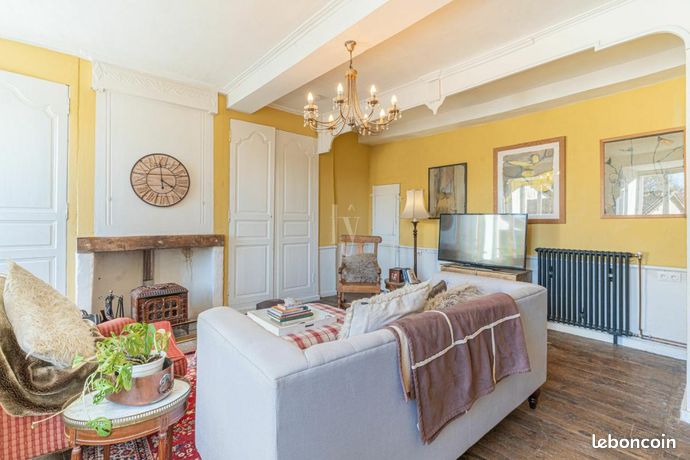 Propriété 8 pièces 300 m²