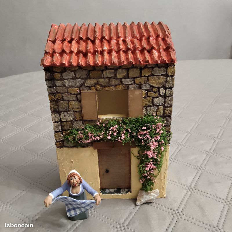 Maison décor crèche de noël sur base | vente en ligne sur HOLYART