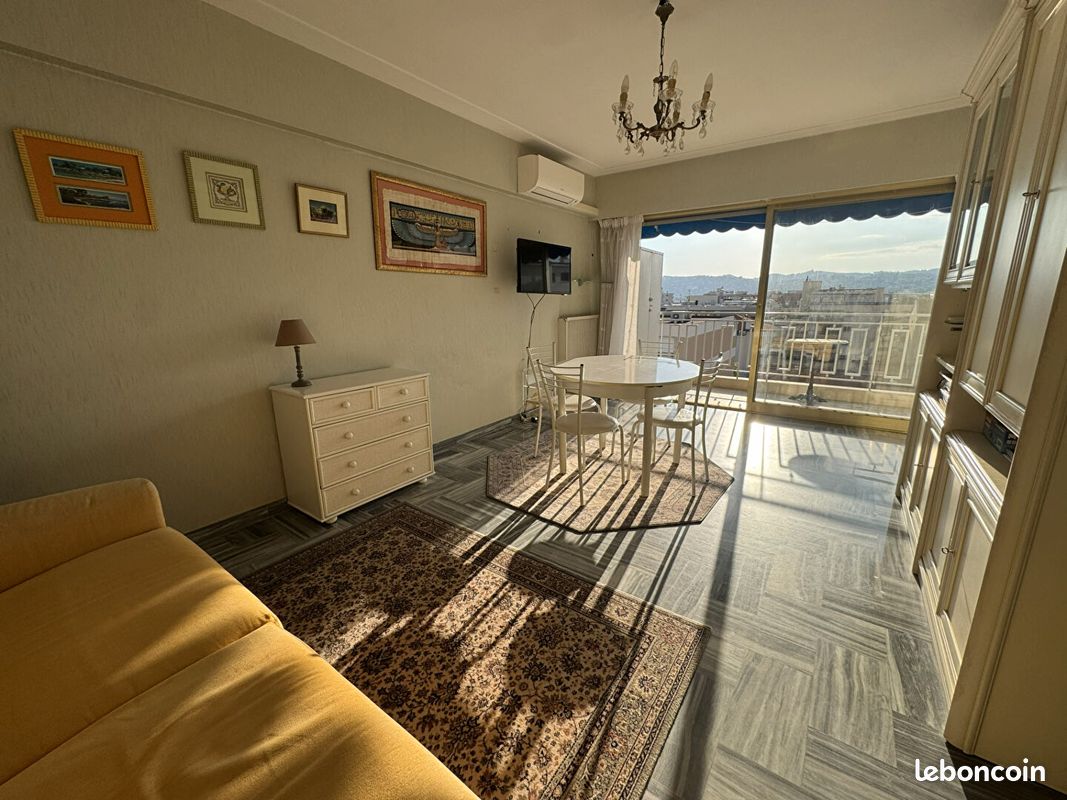Studio 1 pièce 29 m² (image 4)