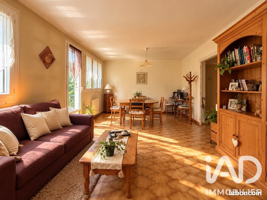 Appartement 4 pièces 70 m² · au Plessis-Trévise · 70 m² · 189 000 €