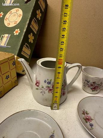 Dînette Ancienne Pour Poupée – Boîte D'origine – Style Creil, Gien Ou Lunéville