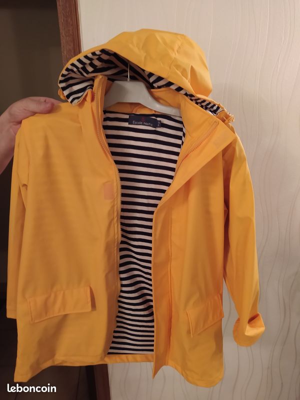 Ciré jaune (image 2)