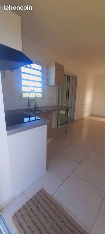 Maison 5 pièces 60 m² · au Tampon · 60 m² · 950 €/mois
