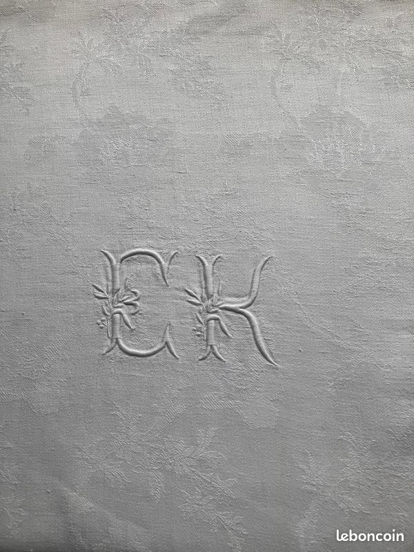 2 anciennes nappes en lin monogramme EK (image 2)