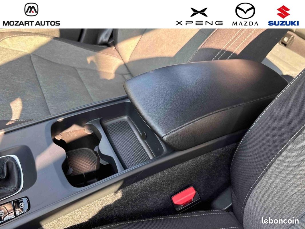 Volvo XC40 T2 129ch Business (image 16)